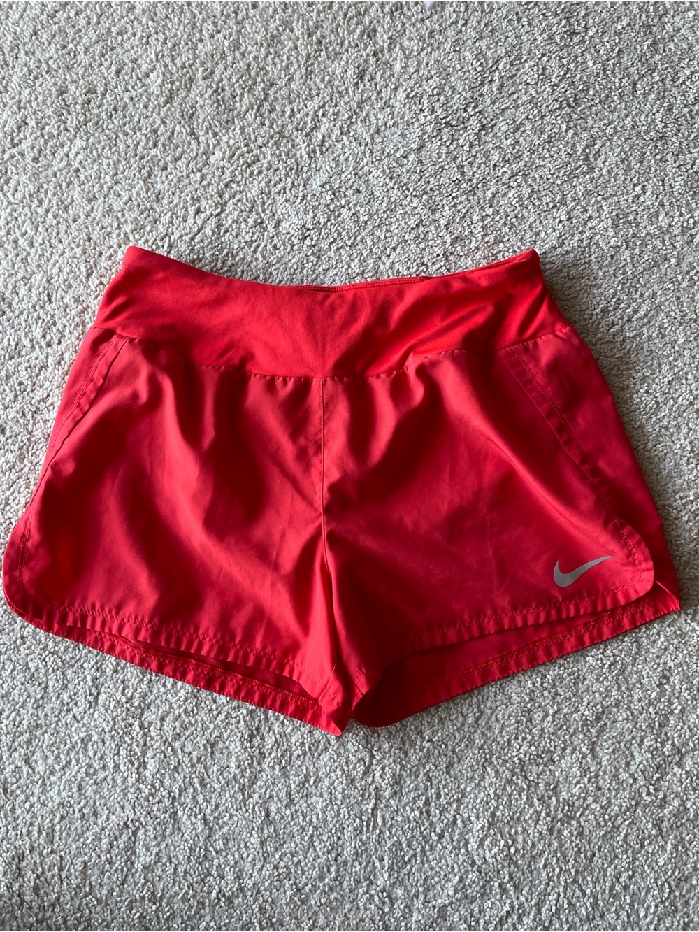 NIKE RUNNING SHORTS